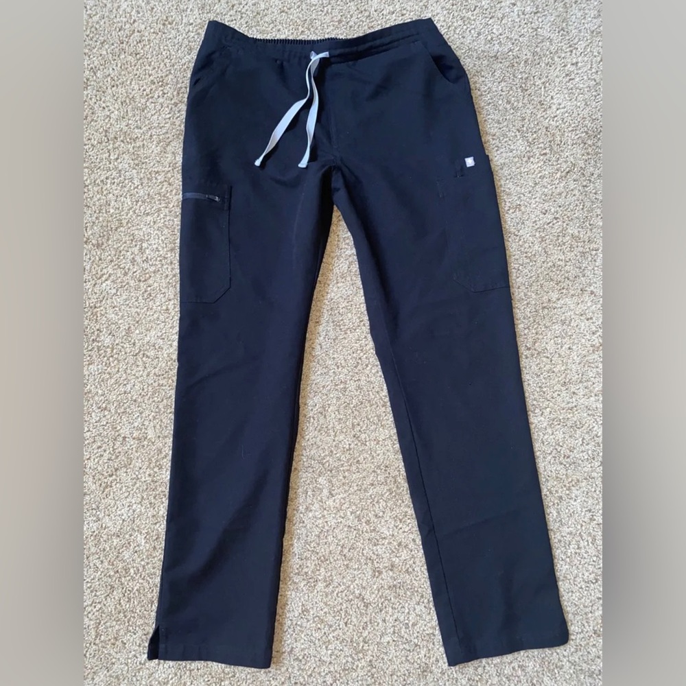 Figs cargo style scrub pants. Technical collection.